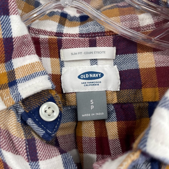 Old Navy Slim Fit Plaid Button Up Shirt Size Small - Picture 4 of 10